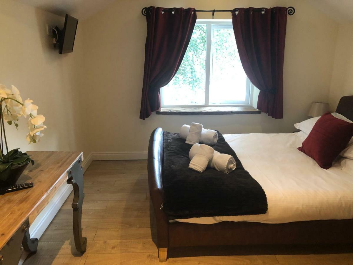 Romneys Apartments & Suites 켄달 외부 사진